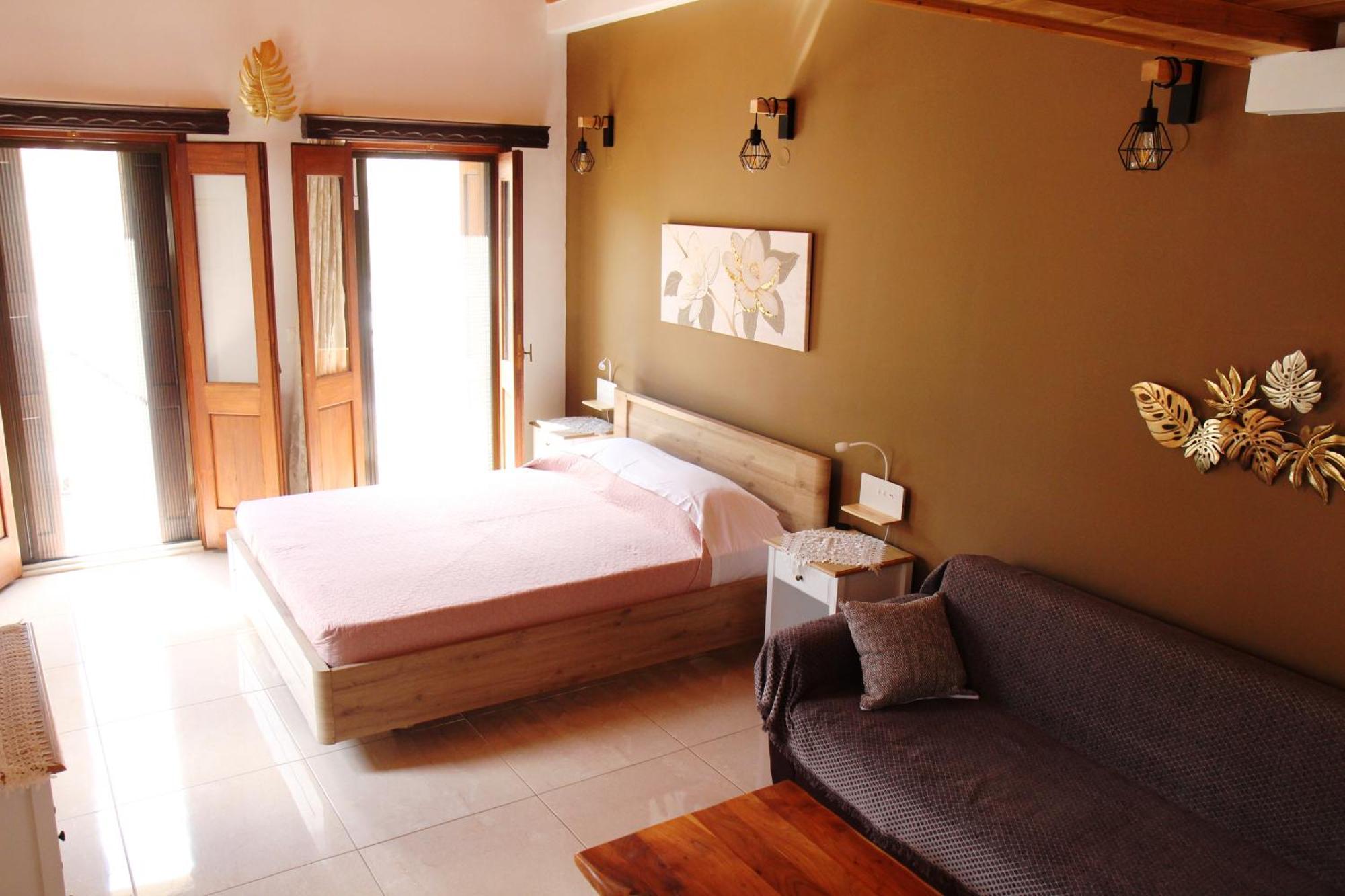 Main Square Apartment Сімі Екстер'єр фото
