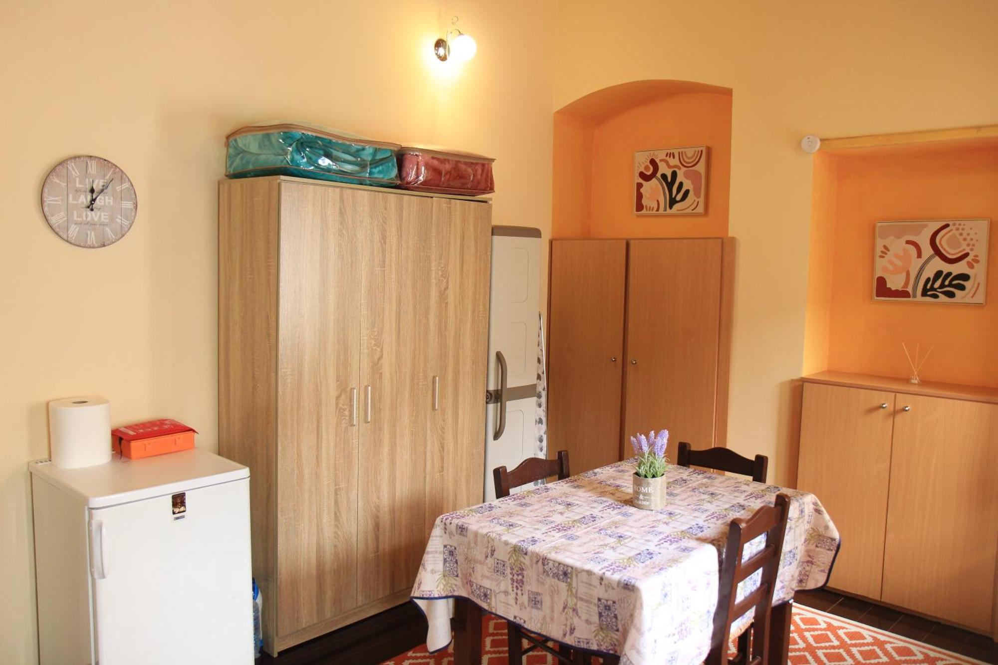 Main Square Apartment Сімі Екстер'єр фото